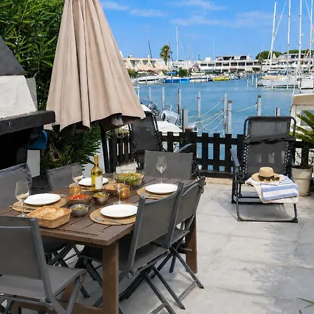 Marina D'exception Grande Terrasse Et Vue Panoramique لو غراو دو روا